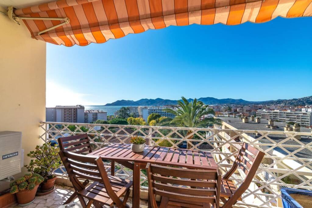 Apartment mit Meerblick