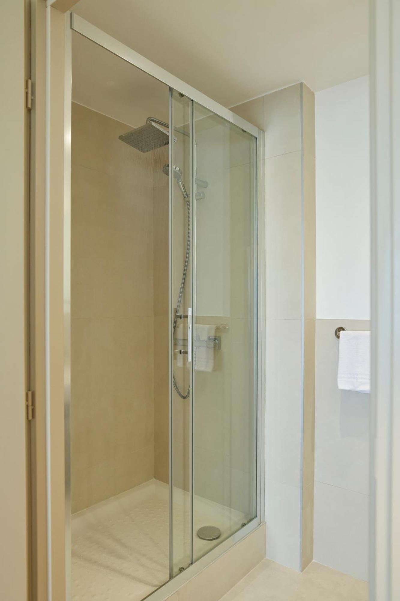Prestige Twin Room