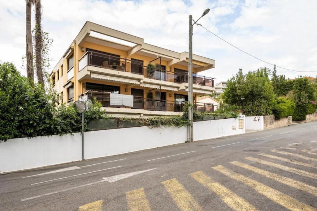 Appartement met 1 Slaapkamer en een Balkon