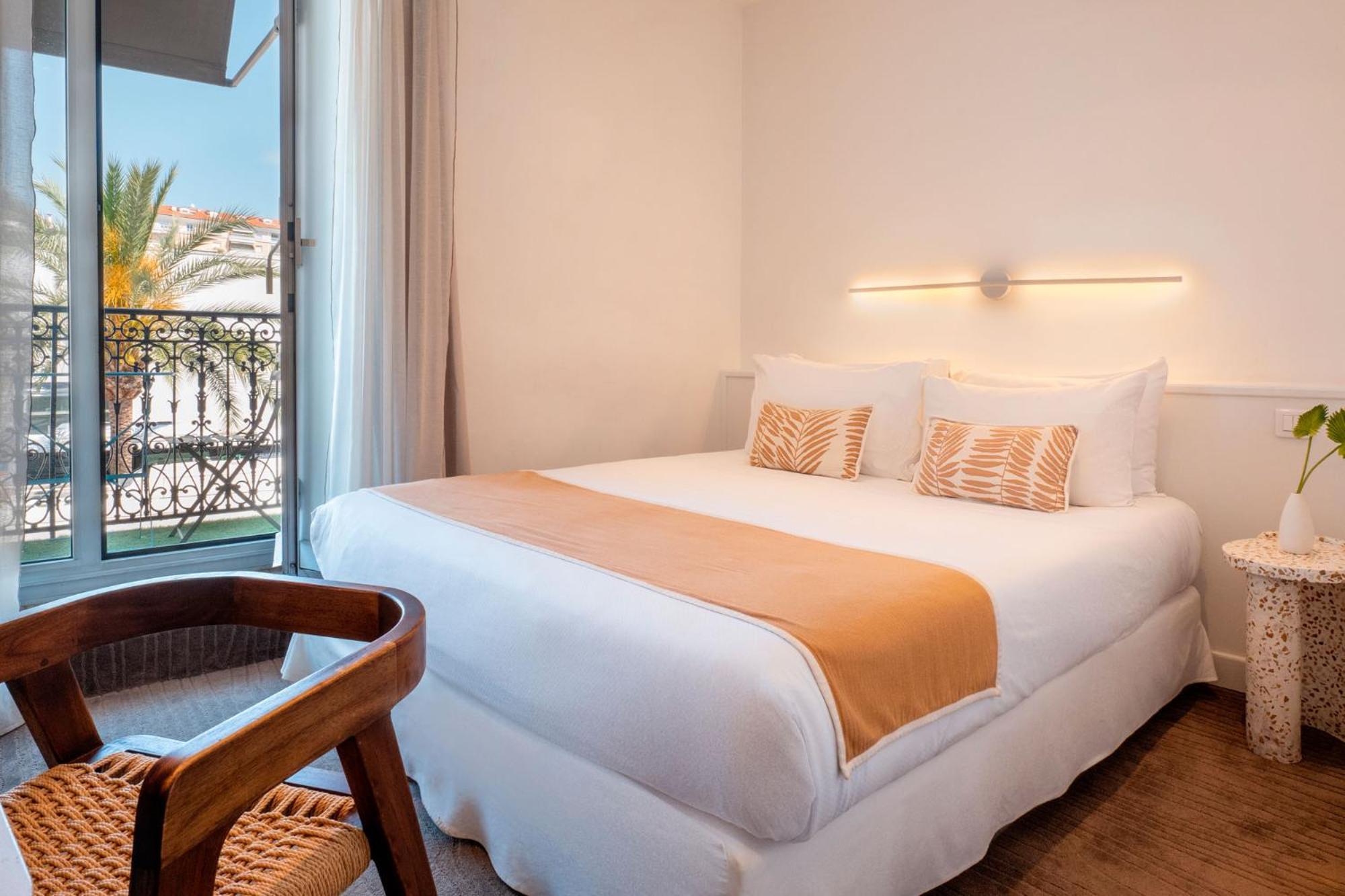 Double or Twin Room with Balcony