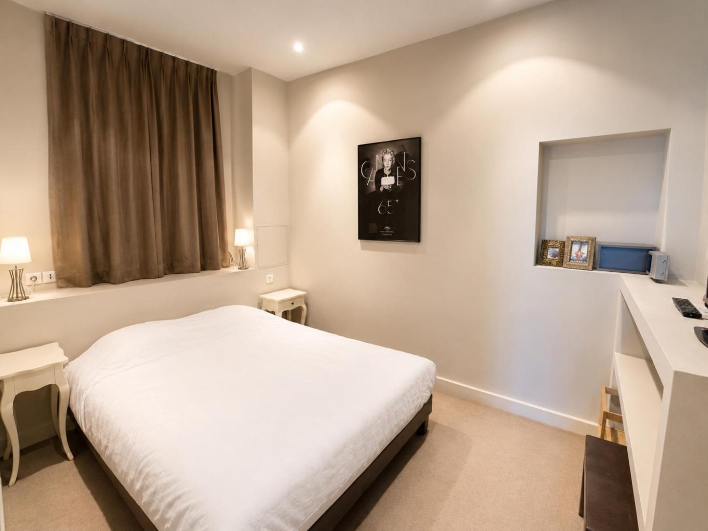 Appartement met 1 Slaapkamer - Bijgebouw