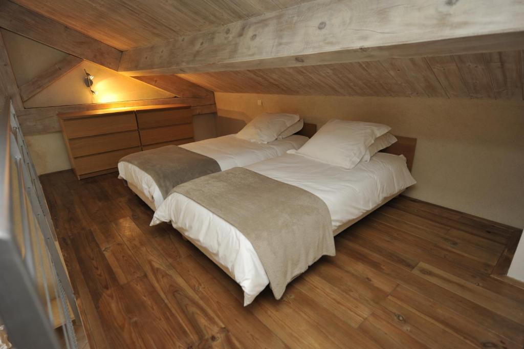 Duplex Studio,710901157:JPEG