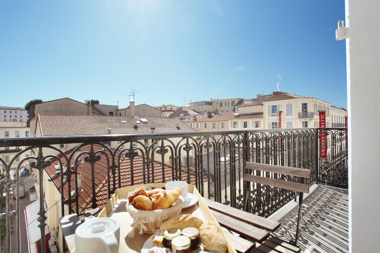 Junior Suite with Balcony