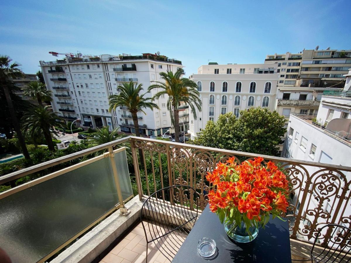 Classic Double or Twin Room with Balcony