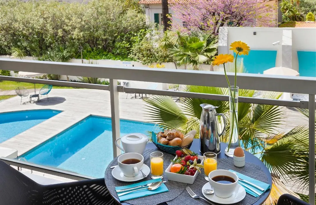 Nehô Suites Cannes Croisette-1