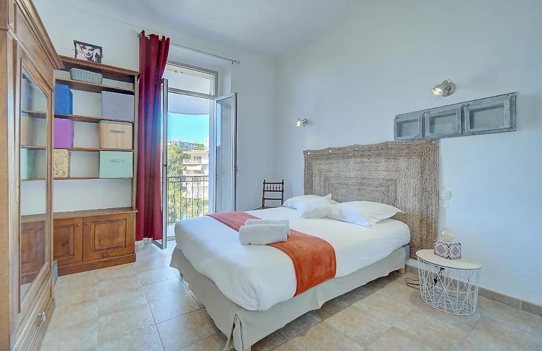 Upstays Quiet Center 60M2 Apartment-1