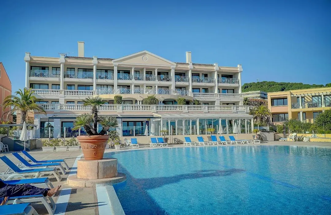 Upstays Sea View Terrace Pool 37M Apartment-1