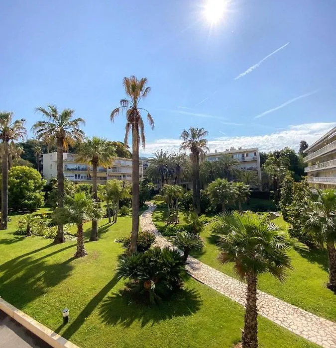 Superb Apartment In Cannes With Magnificent View !-1