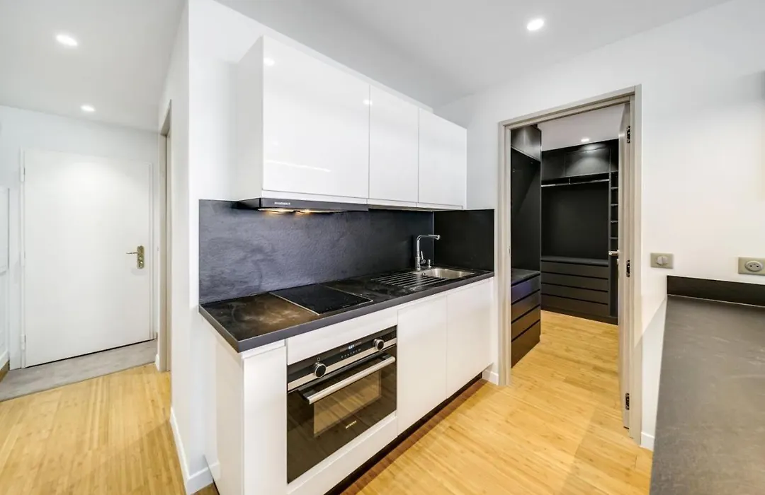 Cannes Luxury Rental - Croisette Apartment-1