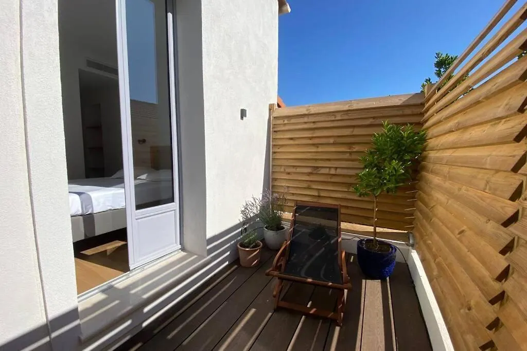 C081-Magnifique Maison - Cannes Vallergues-1