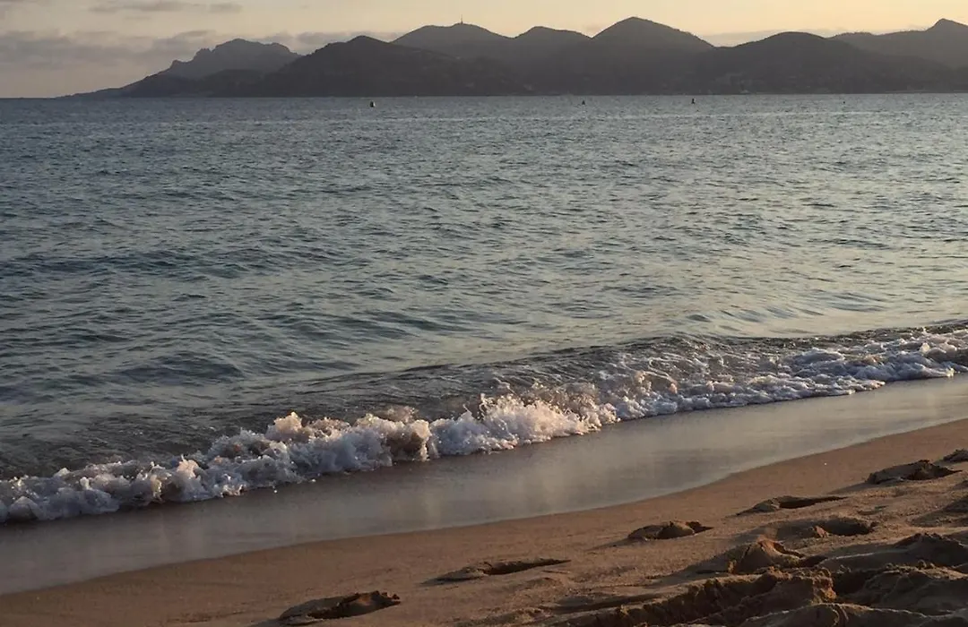 Cannes - View Cap Esterel-1