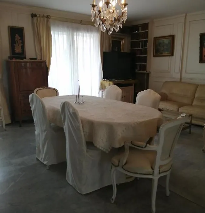 Cannes Mimosas One Bedroom-1