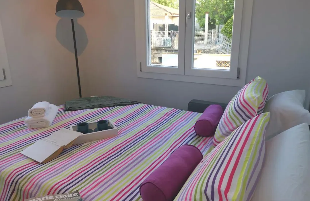 Bnbook-Maison Les Tamaris-1