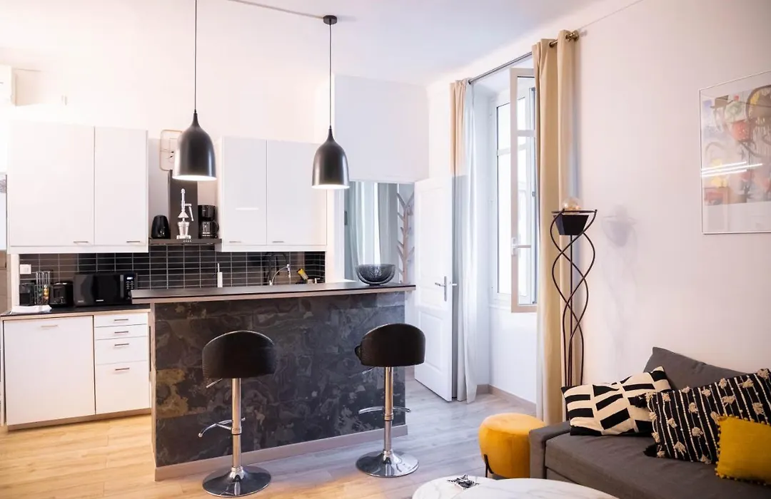 Smile Apartment-1