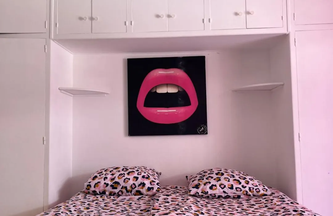 Studio Modern-1