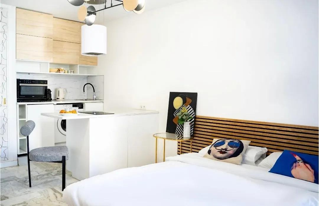 Majestic Apartment-1