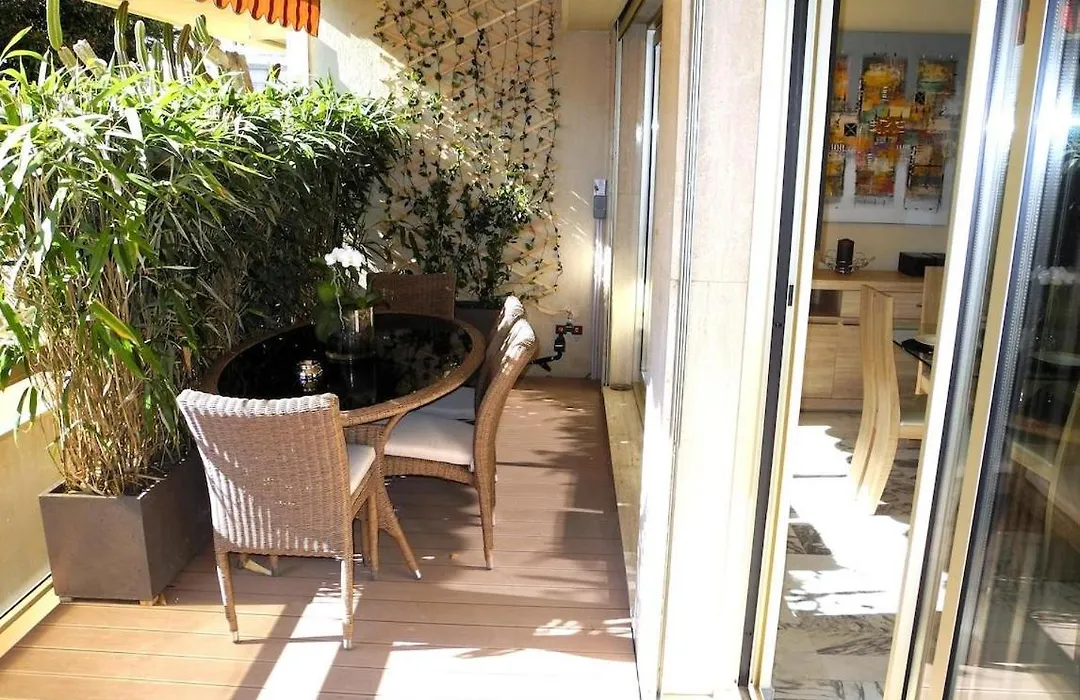 90m2 Apartement - Les Palmiers de Cannes-1