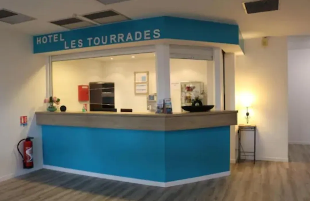 Hotel Les Tourrades-1