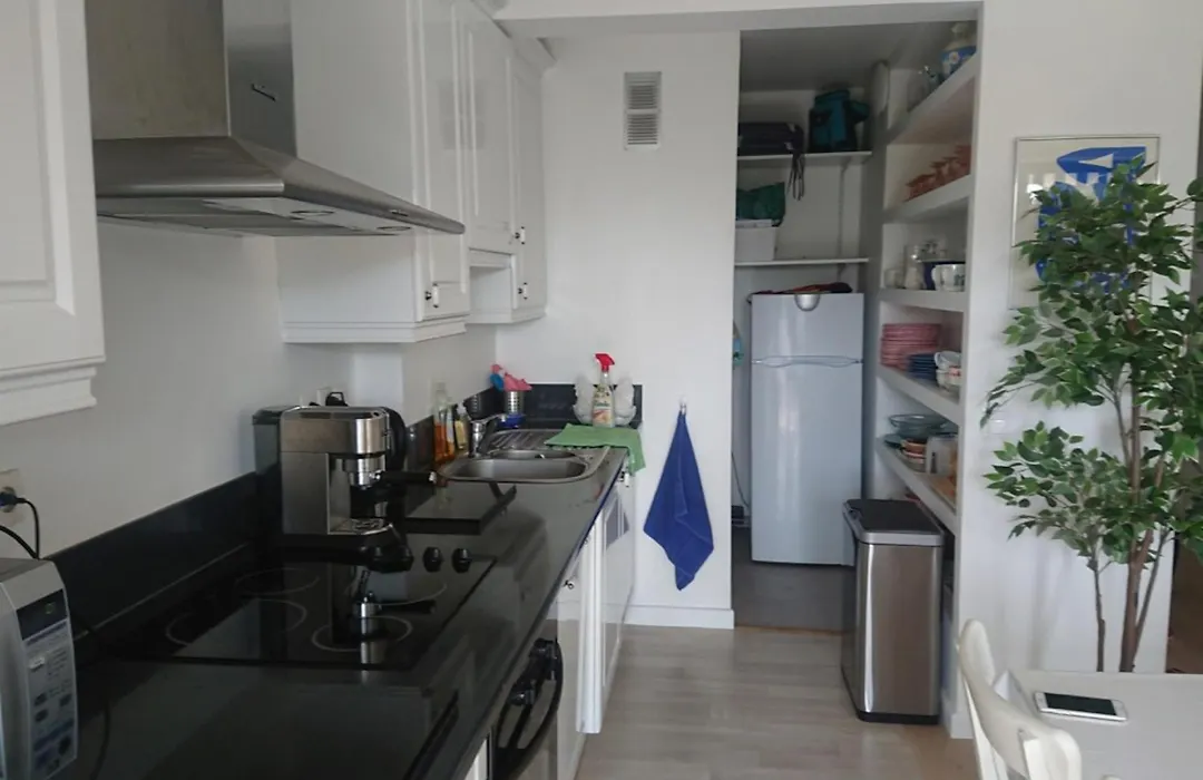 Spacious 70 M Flat With Balcony And Sea View!-1