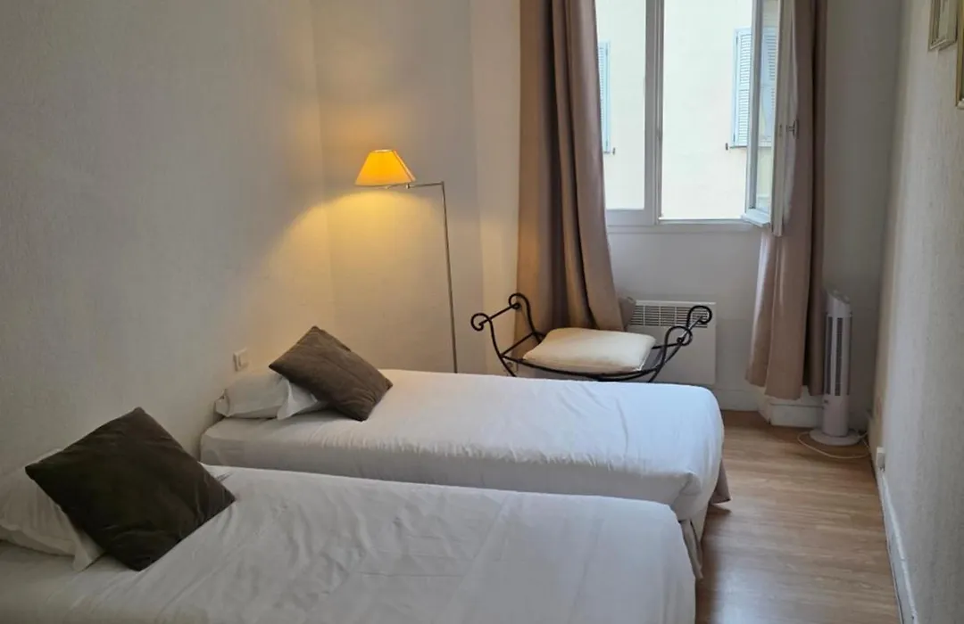 Residence Chryseis-1