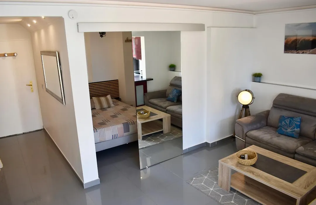 Magnifique Appartement 2 pièces au calme-1