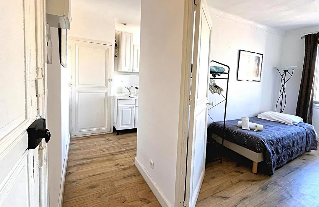 Sunny 1 Bedroom Rue Commandant Andre-1