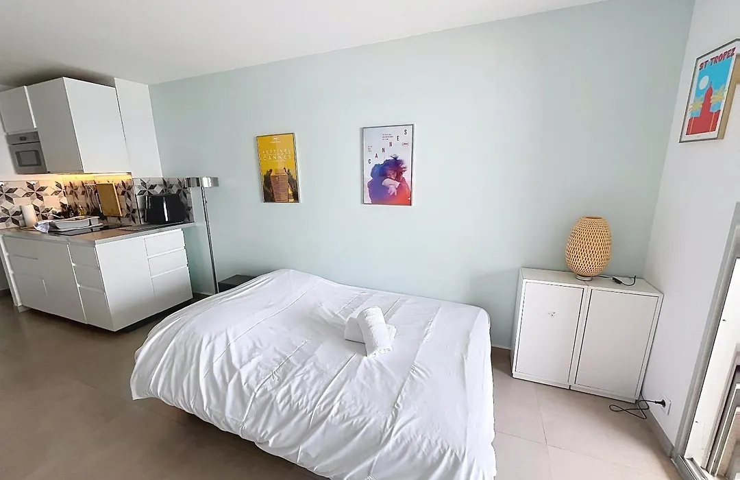 Studio Beautiful Sea View Direct Beach Access Parking Ac-1