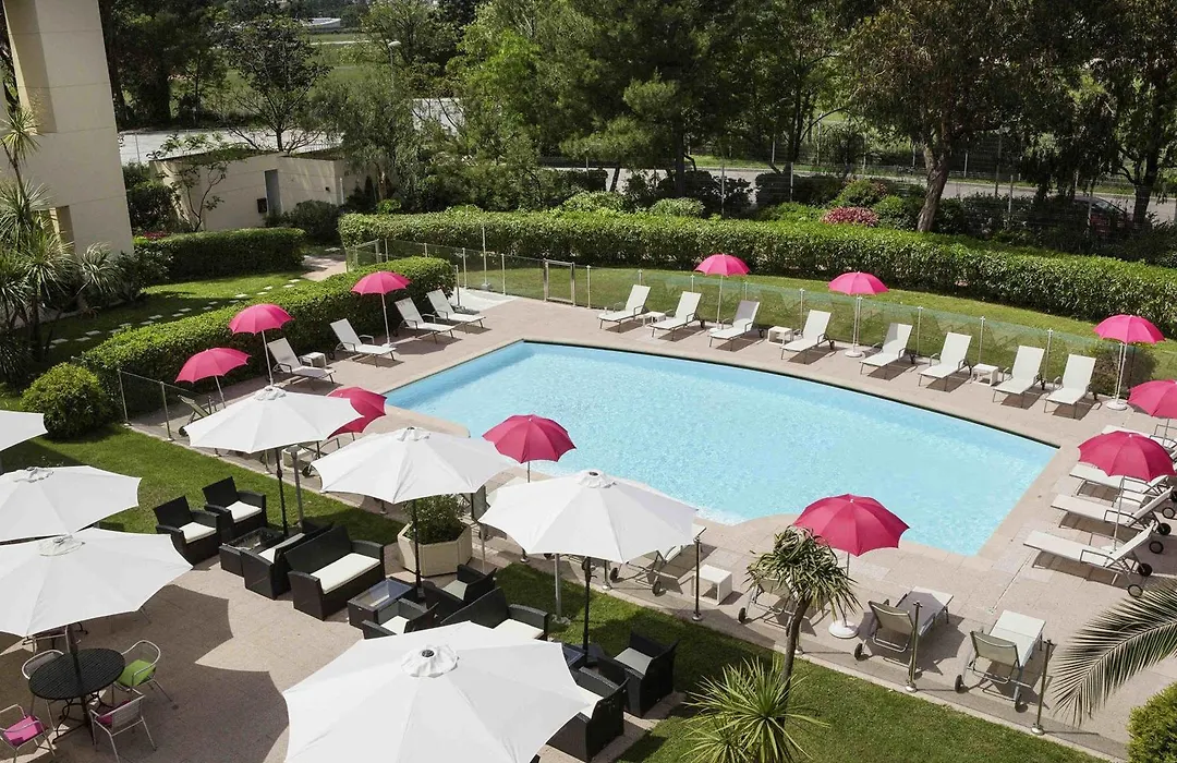 Mercure Cannes Mandelieu-1