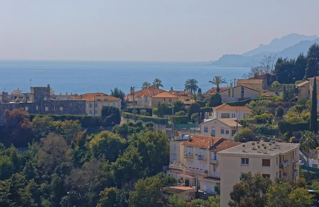 Cannes Magnifique Vue Mer, 2 Chambres, Grande Terrasse Et Parking-1