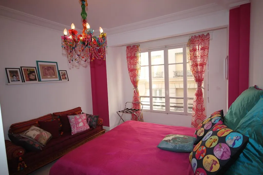 From Hollywood To Bollywood 2 Bedrooms 2 Bathrooms - 1 Min From Croisette&Beach, 12 Min From The Palais-1