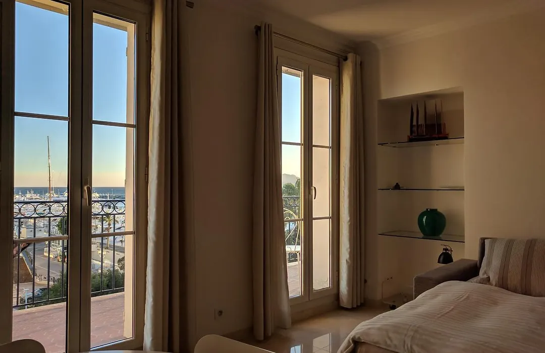 Citilet 7 Stylish, Prime Location Apartment-1