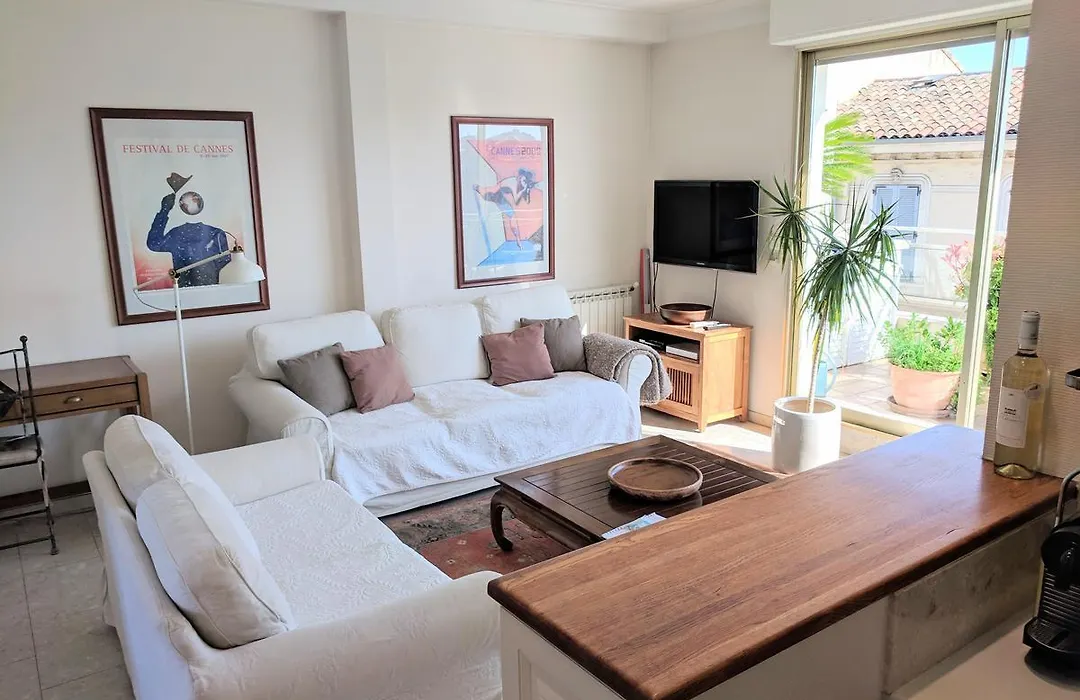 Citilet 6 Bright, Open-Plan With Large Terrace-1