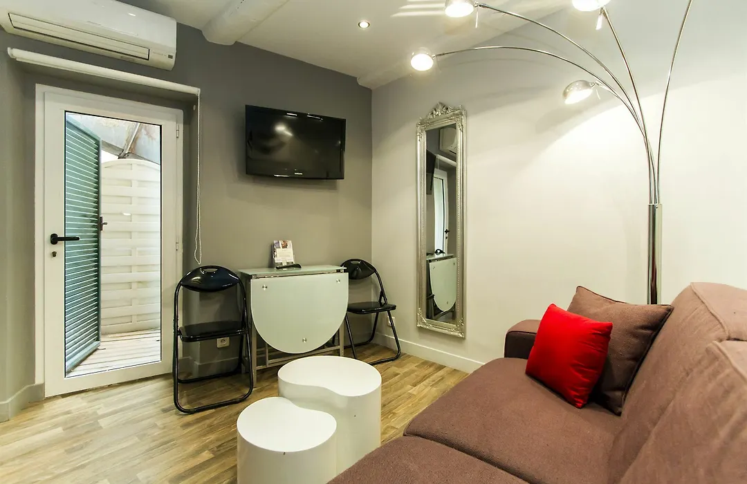 Florella Jean De Riouffe Apartment-1
