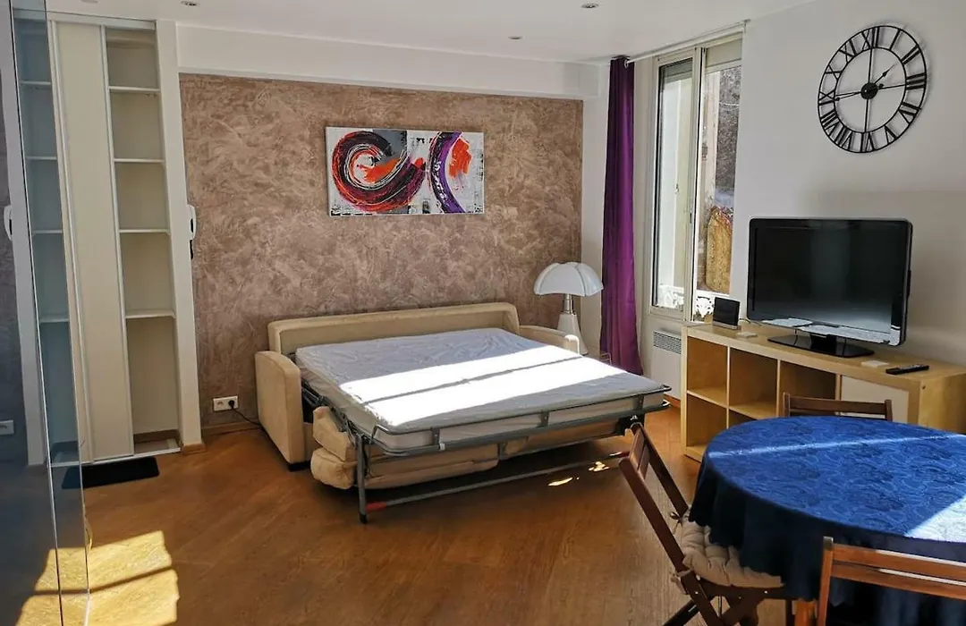 Studio Cannes Centre Ville 100M Des Plages-1