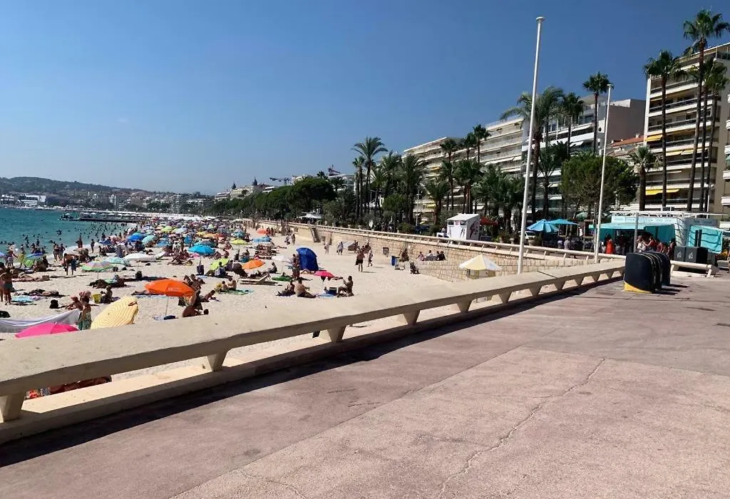 3P Lumineux Renove Derriere La Croisette-1