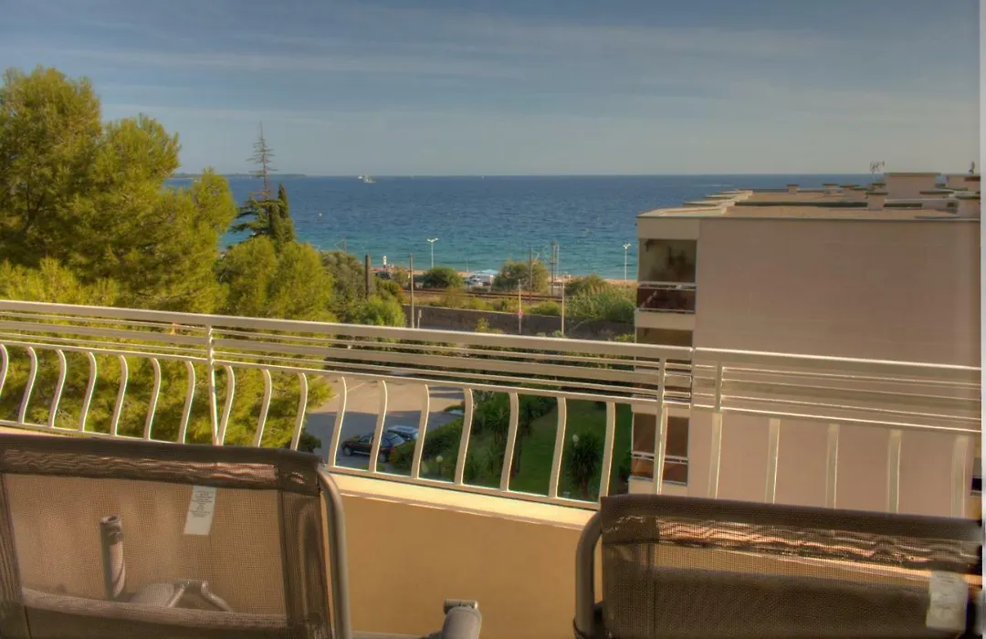 Beau 2 Pieces 3 Etoiles Vue Mer Garage Prive 150M Plages Wifi-1