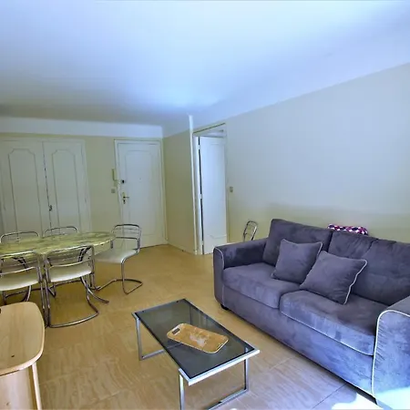 Cannes Located Behind The Martinez Hotel At 50 Meters To The Croisette-3