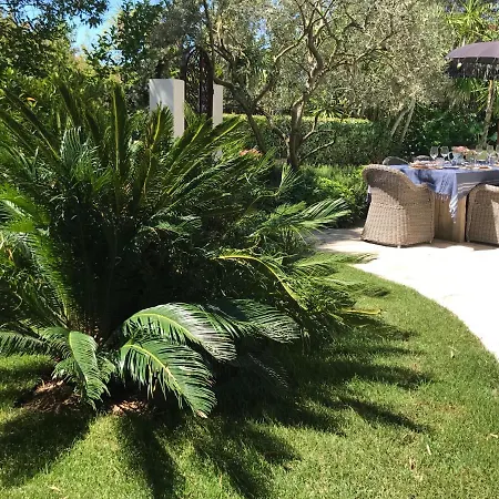 Villa Riviera-2