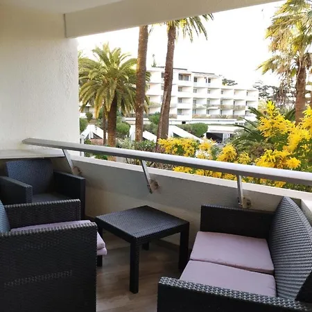 Tres Beau T2 Dans Parc Montfleury ,Proche Centre ,Au Calme 44 Bd Montfleury-2