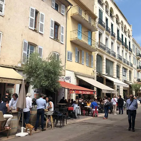 2P 40M2 -Cannes Centre- Palais Des Festivals --3