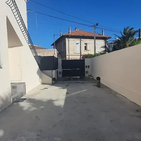 L Ensoleillee Maison 2 Chambres-Private House Cannes-2