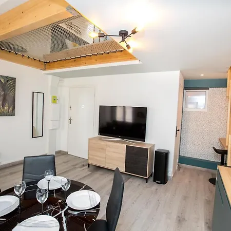 Duplex : Plage 300M, Clim, Netflix-2