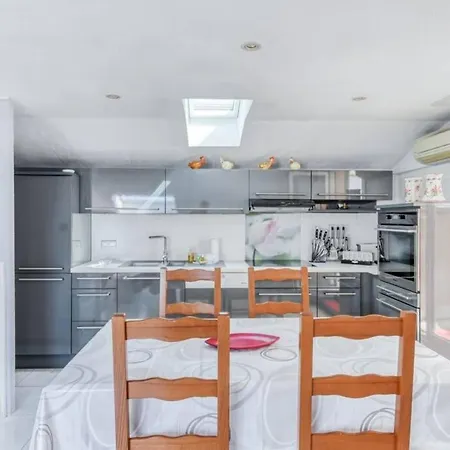 C009-Duplex Avec Vue Sur Mer Et Piscine-2