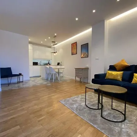 C016-Magnifique Appartement De Standing Au Coeur Du Suquet-3