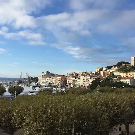 Magnifique Appartement Avec Vue Mer-3