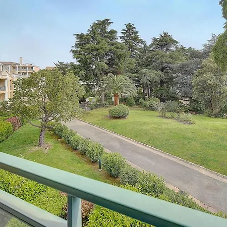 Immogroom - 3 Rooms - Renovated - Pool - Air Conditioning - Parking --3