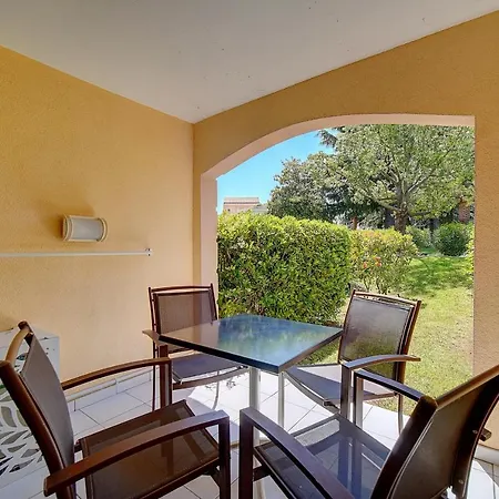 Upstays Garden Pool Parking 23M2 Apartment-3