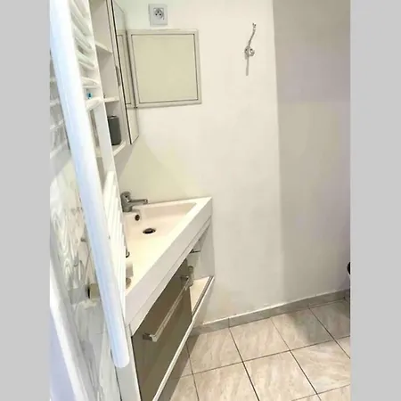 Bel Appartement - Hyper Centre - 2 Pieces-2