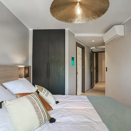Luxury Flat With Balcony - City Center Cannes-2