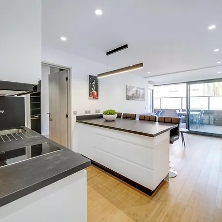 Cannes Luxury Rental - Croisette Apartment-2